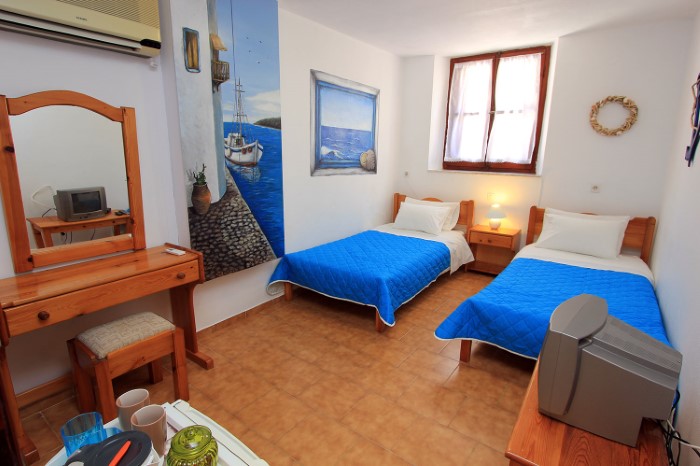 Double or Twin Rooms – Attic 2